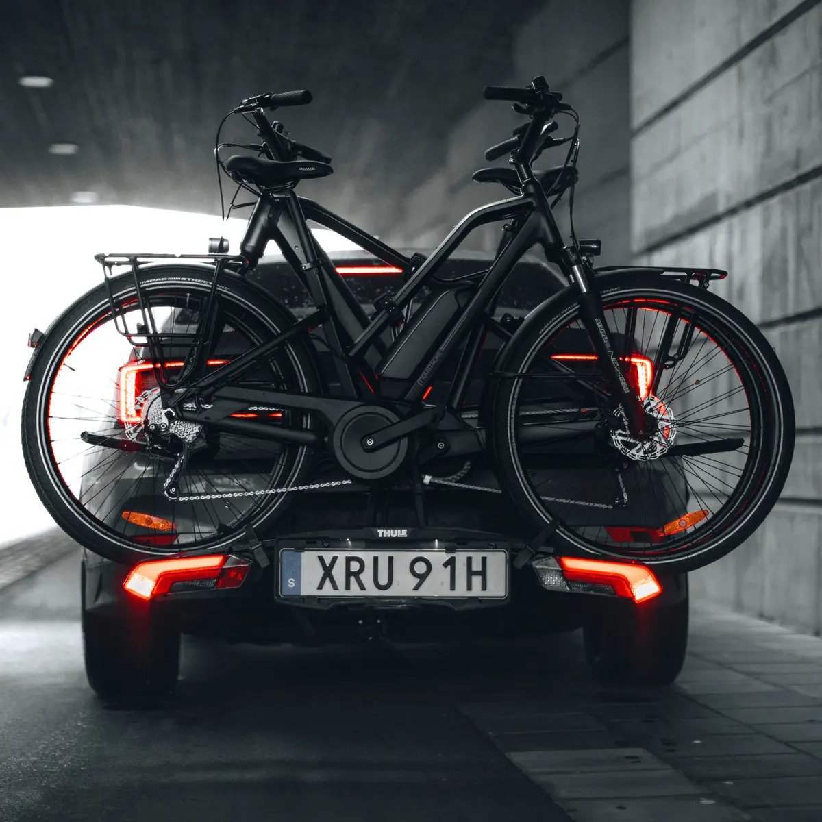 Portabicicletas De Tiron Con Luces Thule Epos (2 Bicicletas) Negro - Imagen 7
