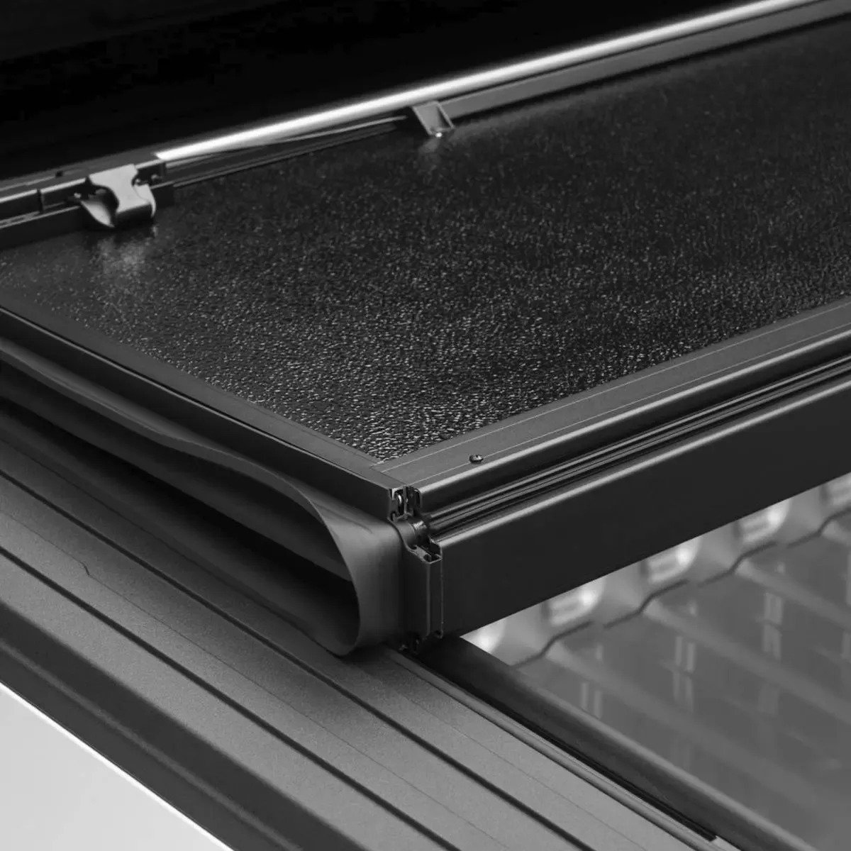 Tapa Plegable Gator De 6.5' Para Canyon 2023-2024 Dob Cab - Imagen 10